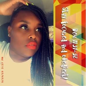 Meet your Posher, Nikia